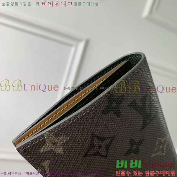 #���̺��� �н���Ʈ Ŀ�� M27054-101