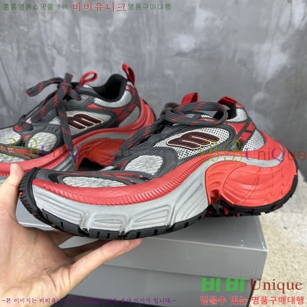 �߷��þư� 6XL Ʈ���̳� ����Ŀ�� BLA3568901-1