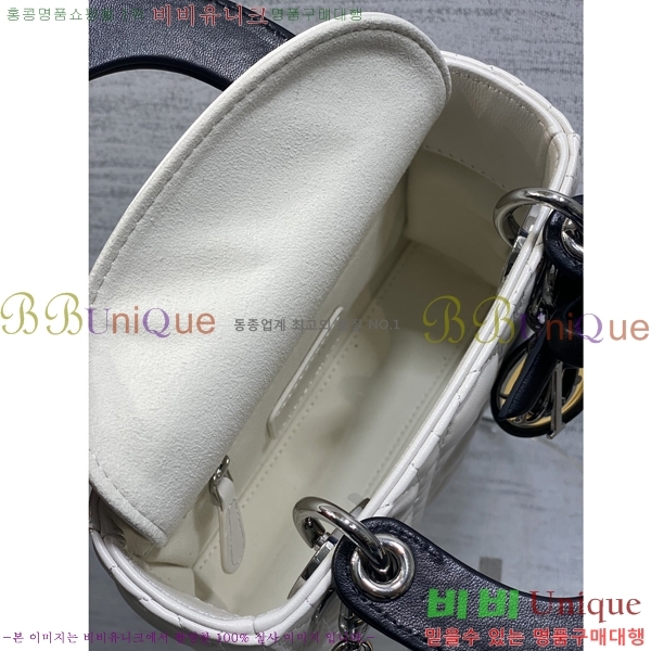 #��� ���̵� ��� ü�� �� �̴� M0505-601