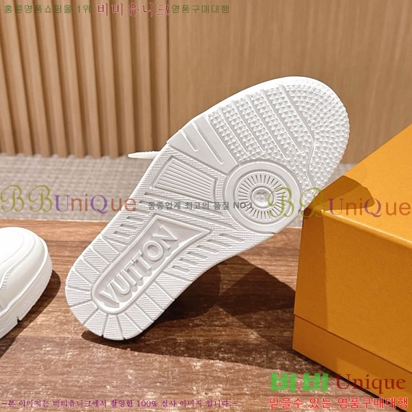 �������� LV Ʈ���̳� ����Ŀ�� LV511801