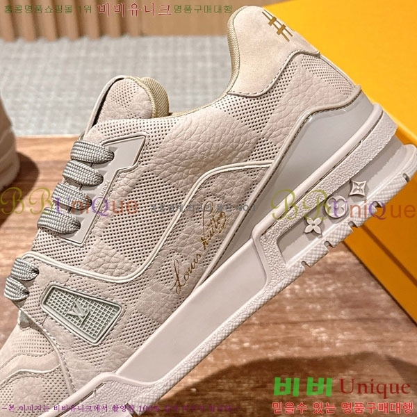 �������� LV Ʈ���̳� ����Ŀ�� LV511801-3