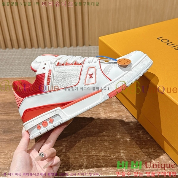 �������� LV Ʈ���̳� ����Ŀ�� LV511801-7