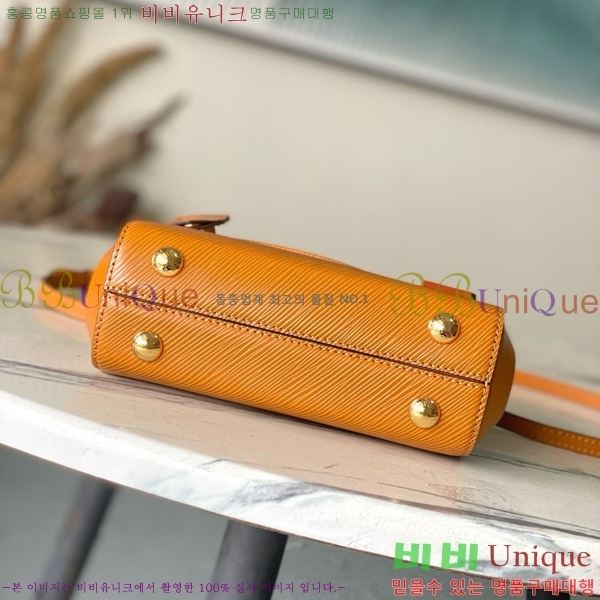 #���̺��� Ŭ��� �̴� M25881-1001