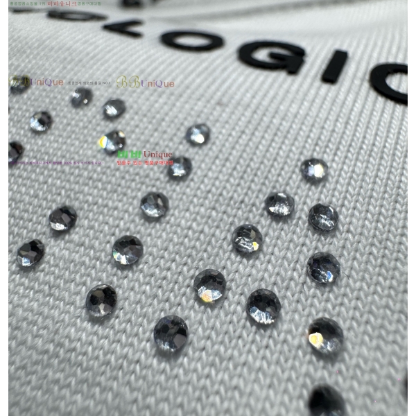 ���� �߷��þư� ���� Ƽ���� BA234728-1