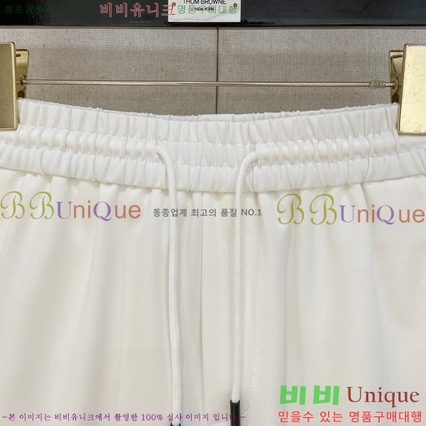 ���� ũ������ �ݹ��� CH4183815-1